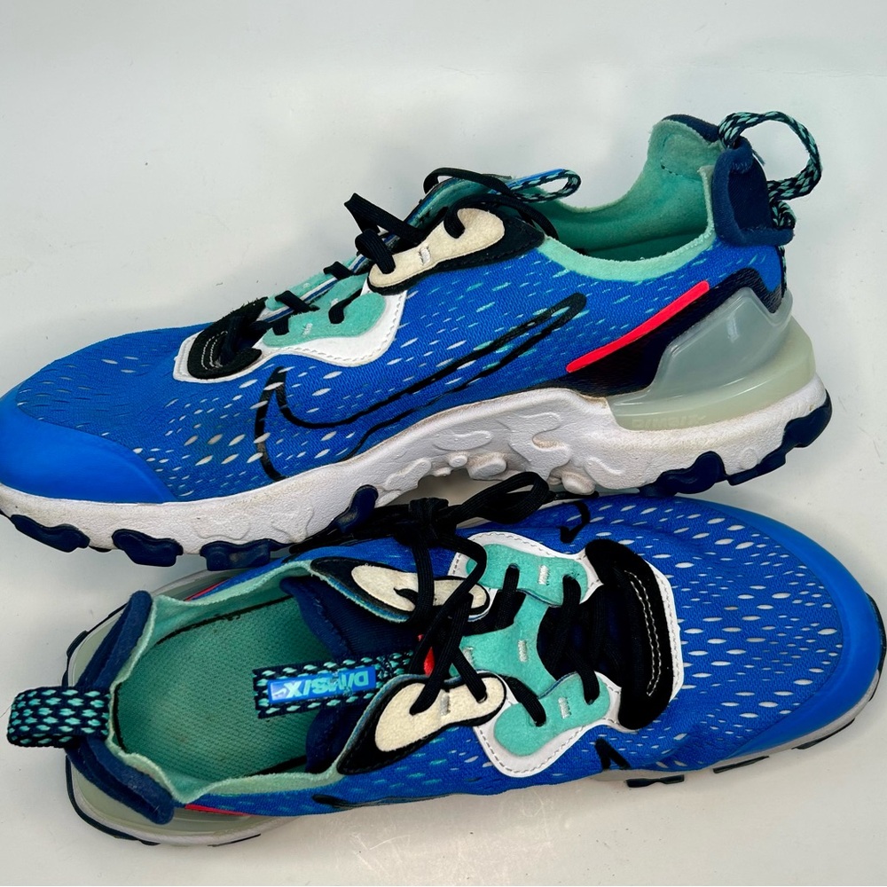 Nike React Vision Youth 5Y Women’s 6.5 Sneaker Used